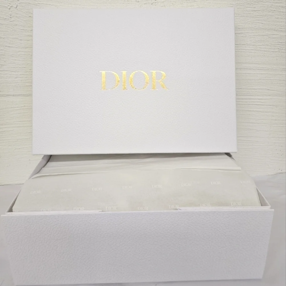 Christian Dior Nesting Storage Box with Stuffing in White and Gold NWOT